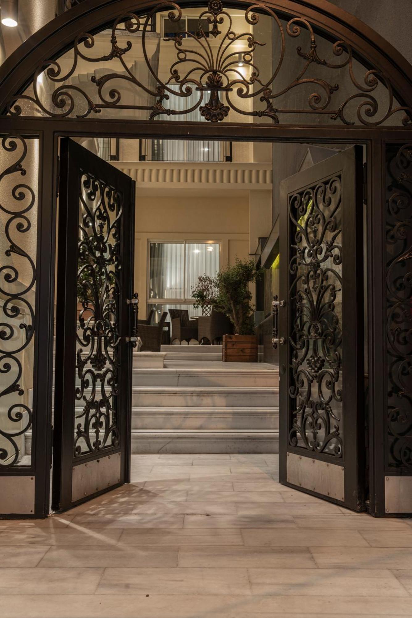 Akka Suites Taksim-Special Class Стамбул Экстерьер фото